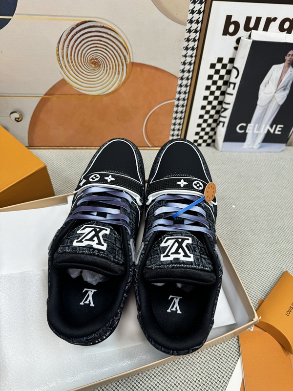 ルイヴィトン靴背面デザイン